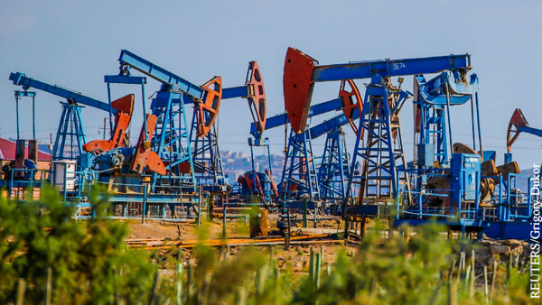 Страны ОПЕК+ обсудили сокращение добычи нефти на 10 млн баррелей в сутки
