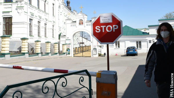 Киево-Печерскую лавру закрыли на карантин после 90 случаев коронавируса