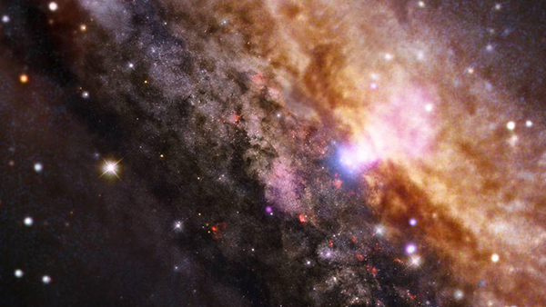 Возле черной дыры в центре Млечного пути найдено новое подтверждение теории относительности