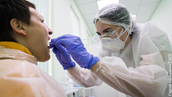 Эксперт разъяснил резкий рост новых случаев коронавируса в России
