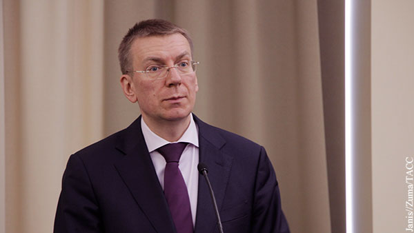 Латвийского министра раскритиковали за поздравление с Пасхой на русском языке