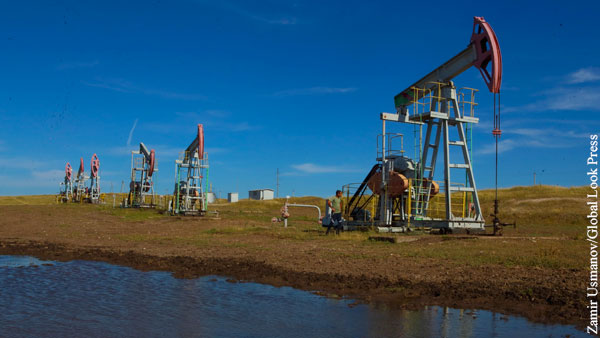 Цена российской нефти Urals ушла в минус