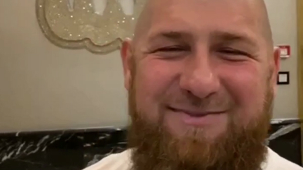 Стилист назвал главные изъяны новой прически Кадырова