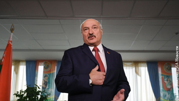 Лукашенко объяснил, за что люди наказаны коронавирусом