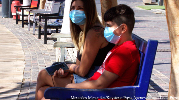 Страны начали ослаблять ограничения из-за коронавируса