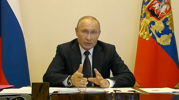 Путин поручил правительству подготовить выход из режима ограничений с 12 мая