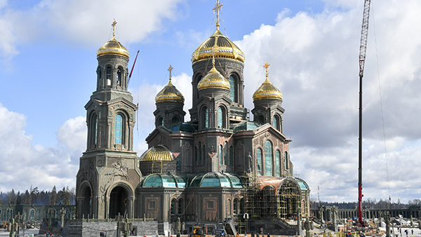РПЦ объяснила демонтаж мозаики с Путиным в главном храме армии