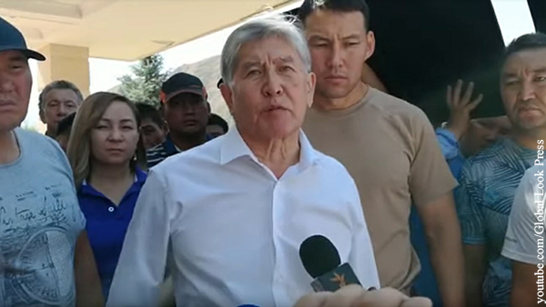 Экс-президента Киргизии Атамбаева обвинили в убийстве спецназовца