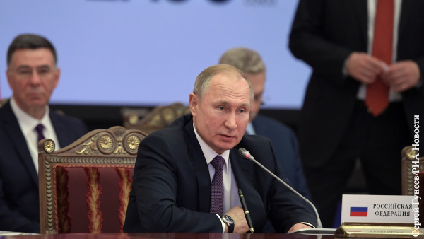 Путин предложил принять Стратегию ЕАЭС без пункта по газу