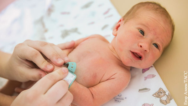 Педиатр: Новорожденные защищены от COVID-19 лучше взрослых
