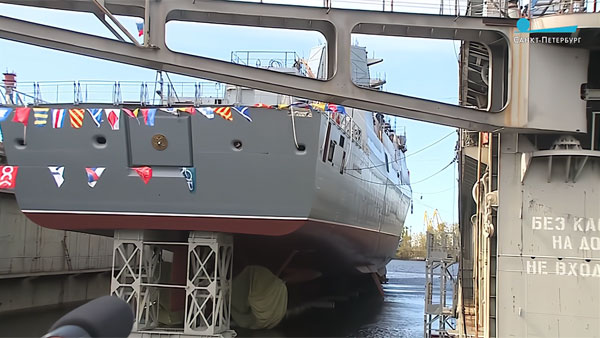 Фрегат «Адмирал Головко» спустили на воду в Петербурге