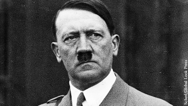Негр выдавал себя за Гитлера и выманивал деньги на захват власти в США
