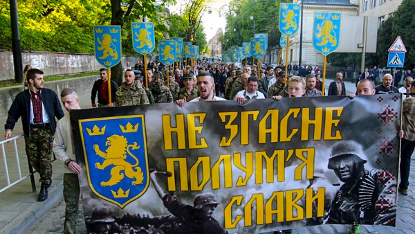 Киев нанес удар по украинским фашистам