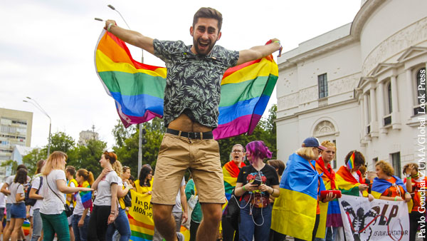 Геи на Украине запланировали онлайн-парад