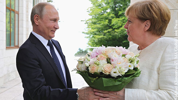 В Германии заявили о стремлении Меркель к честному диалогу с Путиным