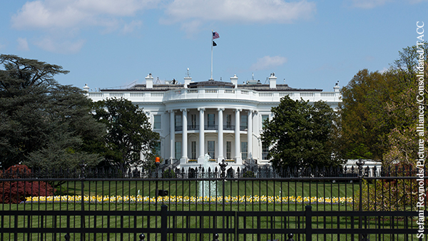 Белый дом обвинил Twitter в пособничестве «террористам и диктаторам»