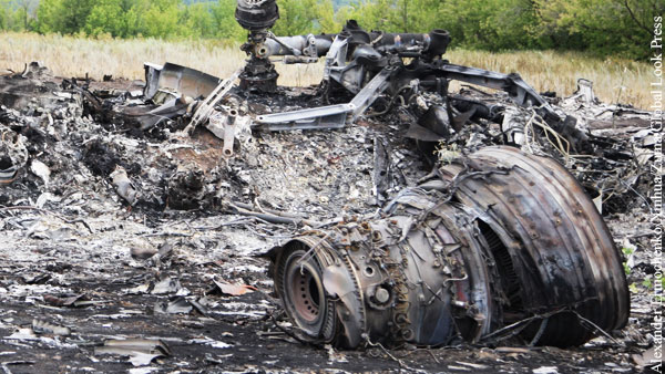 Свидетели сообщили о присутствии истребителей в небе при крушении MH17