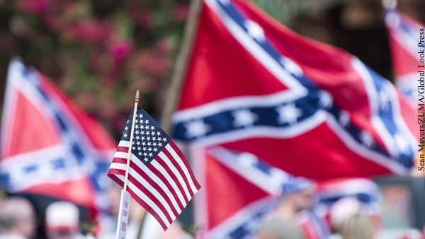 Американская ассоциация гонок NASCAR запретила демонстрировать флаг конфедератов