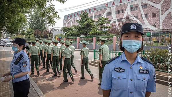 Пекин переведен в «режим военного времени» из-за коронавируса