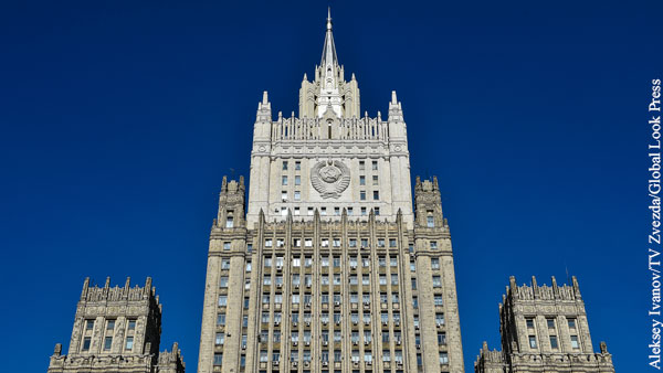 Москва ответила на сравнение латышей в СССР с неграми