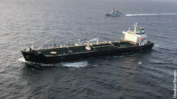 США решили захватить четыре иранских танкера с бензином для Венесуэлы