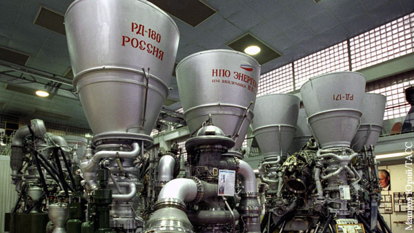 В России не увидели катастрофы в создании в США аналога ракетных двигателей РД-180