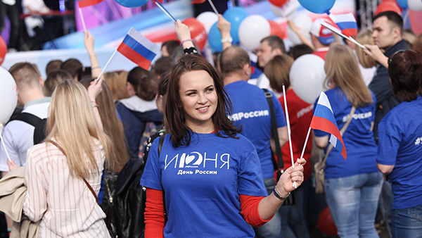 Путину предложили поменять дату празднования Дня России