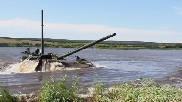 Переплывшие реку российские танки «шокировали» аргентинцев