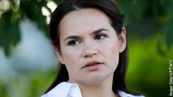 Тихановская ответила Лукашенко на слова о «несчастных девчонках»