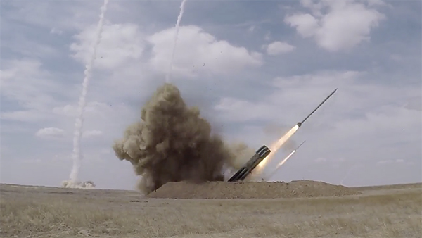 Опубликовано видео синхронных ракетных ударов из комплексов «Искандер-М»