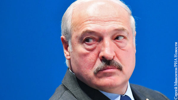 Лукашенко попросил белорусов успокоиться и дать ему навести порядок