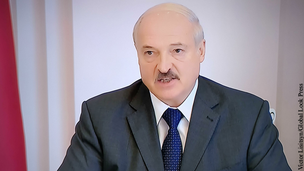 Лукашенко поручил перебросить десантников на западные границы
