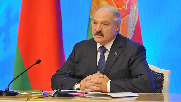 Лукашенко пообещал «решить проблему» с ситуацией в Белоруссии в ближайшие дни