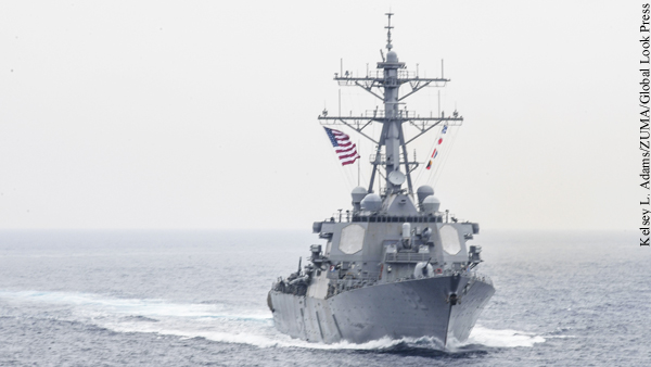 Корабль ВМС США вошел в территориальные воды Китая