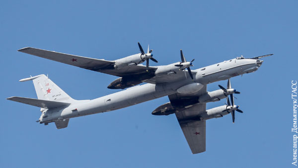 Истребители НАТО сопроводили десять Ту-142 при полете в дальней морской зоне