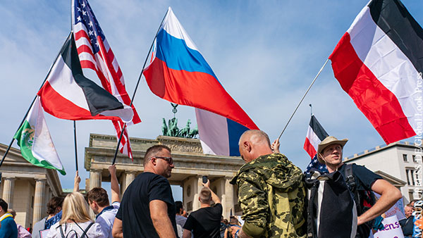 В Германии объяснили выкрики «Путин!» на демонстрации в Берлине