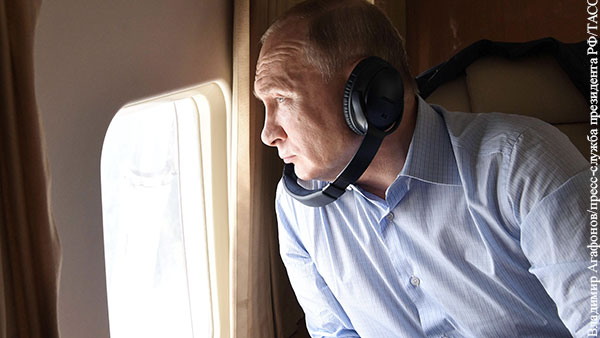 Путин прилетел на вертолете на «Кавказ-2020»