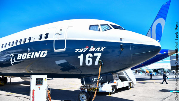 Акционеры подали в суд на Boeing