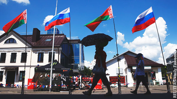 Мнения: Почему воссоединение России и Белоруссии выгодно всем