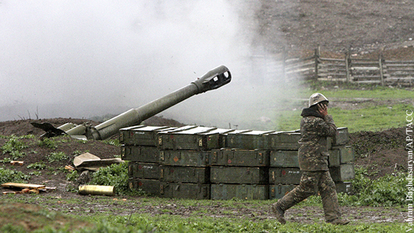 Власти Карабаха объявили военное положение