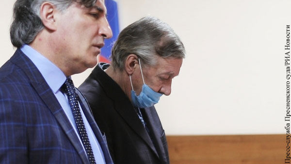 Юрист: Слова Ефремова о Пашаеве вряд ли будут всерьез восприняты судом