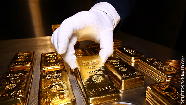 От падения рубля выигрывают владельцы золота
