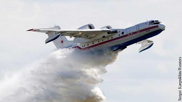 Авиаэксперт раскритиковал претензии к тушившим пожары в Анталье российским самолетам