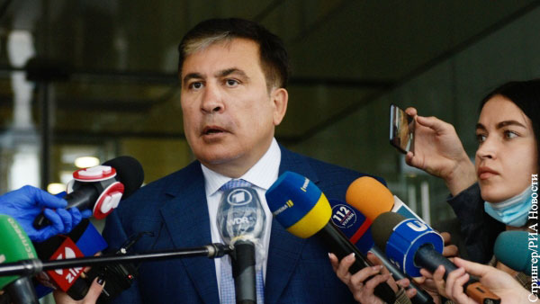 На Саакашвили напали в киевском ресторане