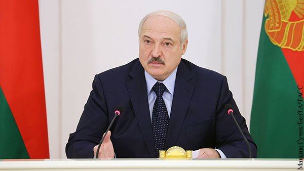 Лукашенко рассказал, как помог Тихановской выехать в Литву