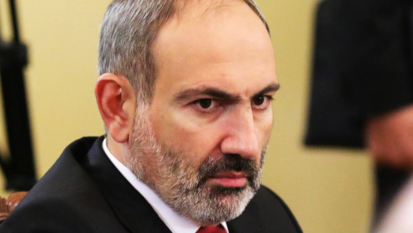 Пашинян обвинил Азербайджан в намерении истребить армян Карабаха