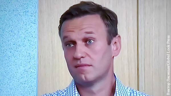 Две башни Алексея Навального