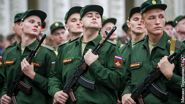 Минфин предложил сократить 10% Вооруженных сил России
