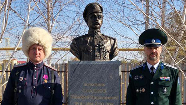 Имеет ли «победитель Чапаева» право на памятник в России