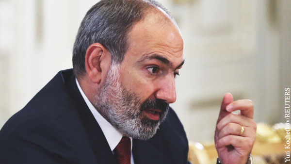 Пашинян призвал армян взять оружие и сражаться за Карабах